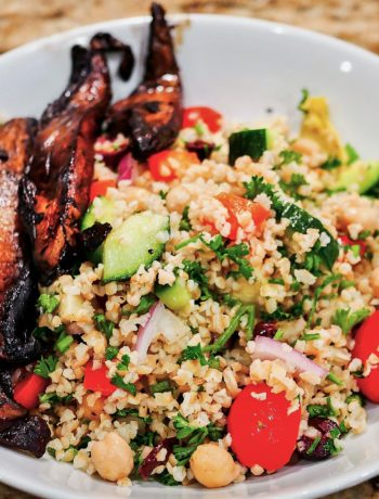 Recipe for Tabouli Inspired Bulgur Wheat Salad with Grilled Portobello