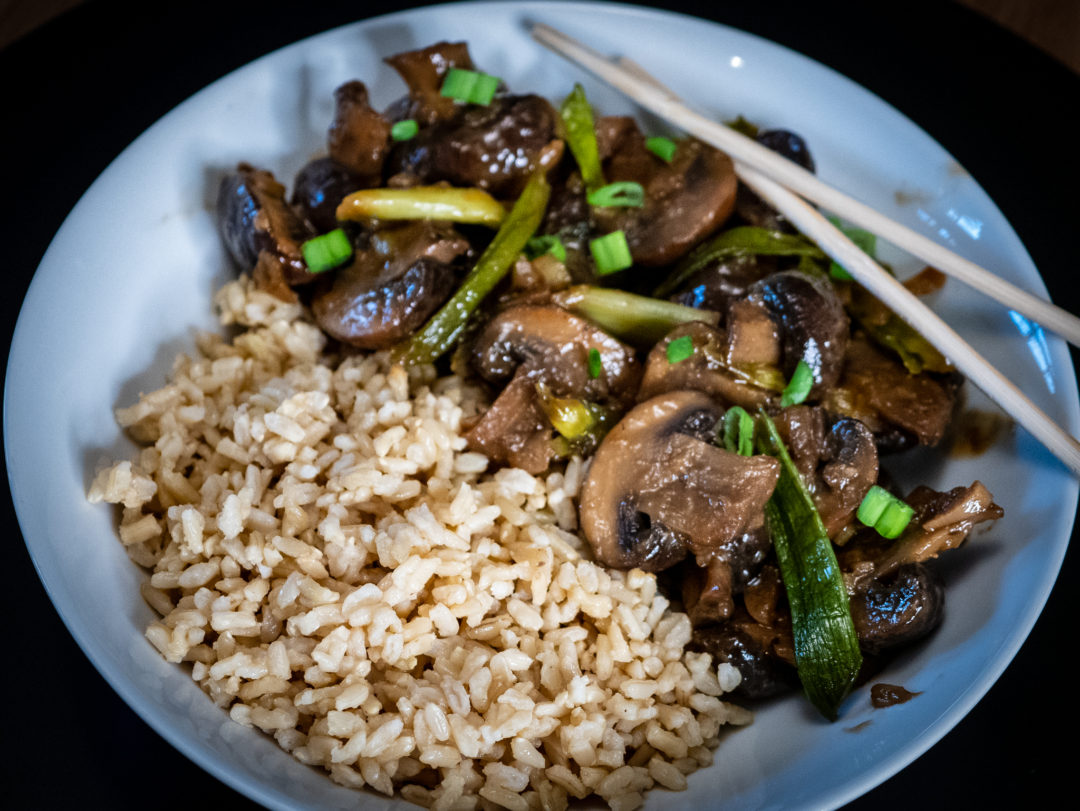 Recipe for Miso Glazed Garlicky Braised Mushrooms