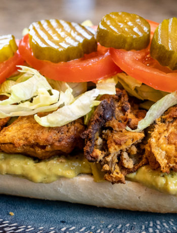 Recipe for Vegan Po Boy with Air-fried Oyster Mushrooms and a Spicy Avocado Remoulade